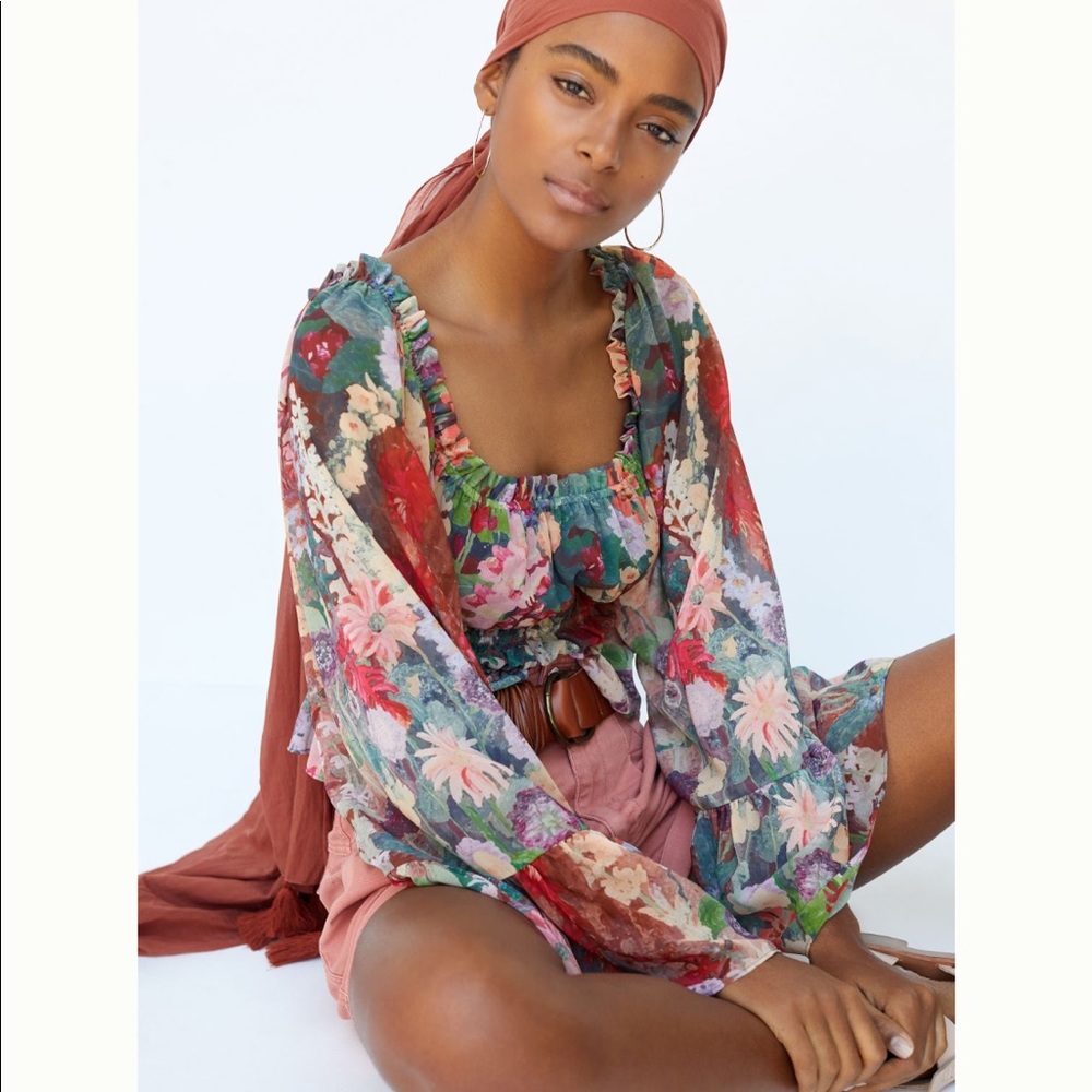 Hutch floral smocked puff sleeve blouse NWT